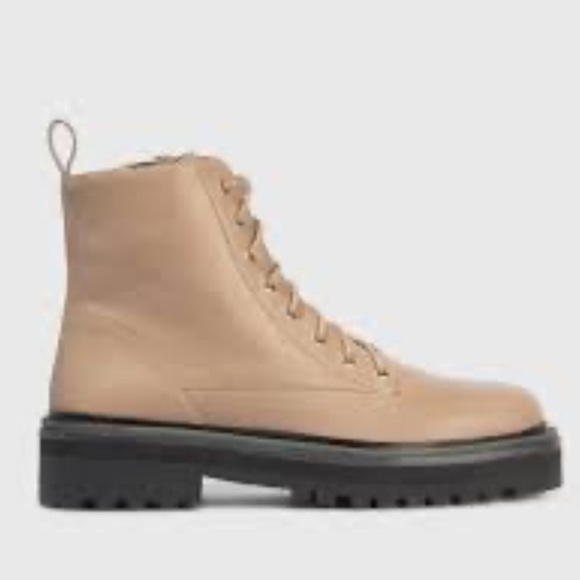 BLACK SUEDE STUDIO DREA FENDI LEATHER BOOTS - Picture 1 of 9